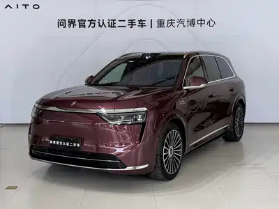 AITO Wenjie M8 2025