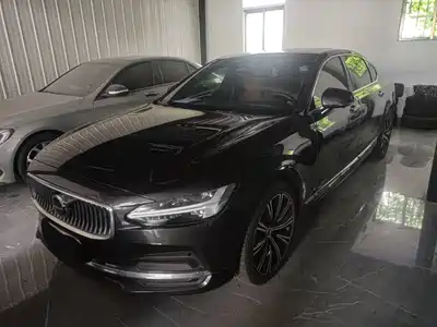 Volvo S90 2022