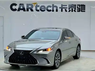 Lexus ES 2024