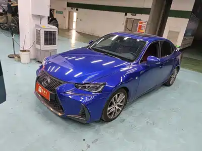 Lexus IS 2018