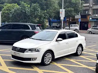 Volkswagen Lavida 2013
