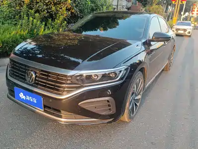 Volkswagen Passat 2024