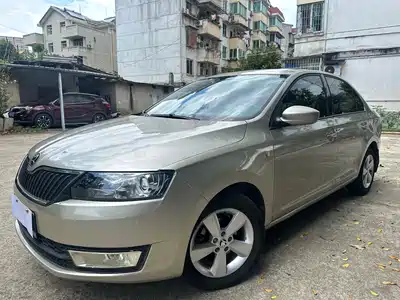 Škoda Rapid 2015