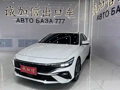 Hyundai Elantra 2023