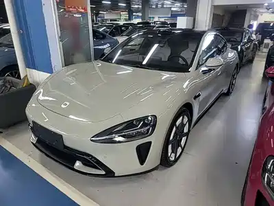 Xiaomi Auto SU7 2025