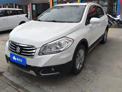 Suzuki SX4 S-Cross 2015