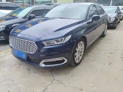 Ford Taurus 2016