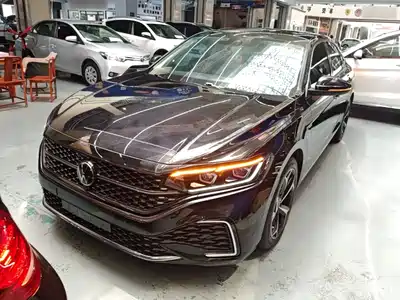 Volkswagen Passat 2023