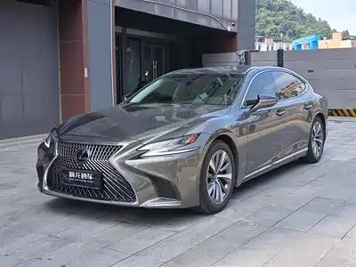 Lexus LS 2020