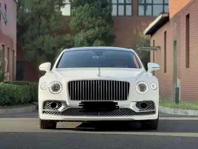 Bentley Flying Spur Plug-in Hybrid 2022