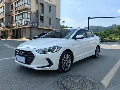 Hyundai Elantra 2016