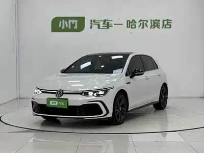 Volkswagen Golf 2022
