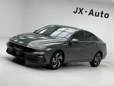 Hyundai Elantra 2023