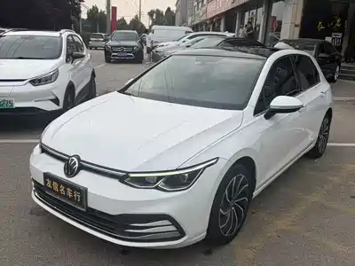 Volkswagen Golf 2021