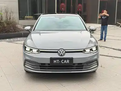 Volkswagen Golf 2021
