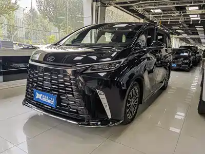Lexus LM 2024