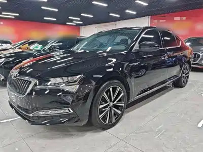 Škoda Superb 2024