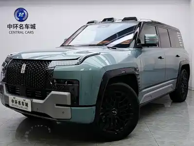 Yangwang U8 2024