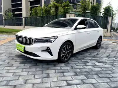 Geely Emgrand 2025