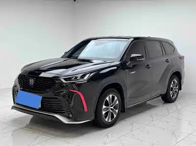 Toyota Crown Kluger 2021