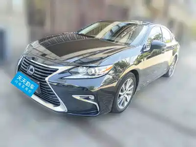 Lexus ES 2016