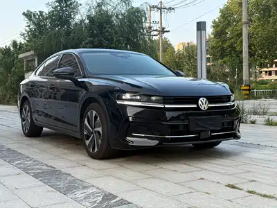 Volkswagen Magotan 2025