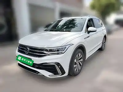Volkswagen Tiguan L PHEV 2024
