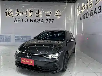 Volkswagen Golf 2023