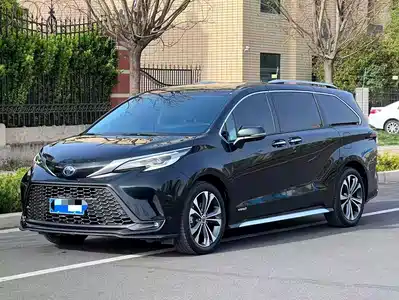 Toyota Granvia 2024
