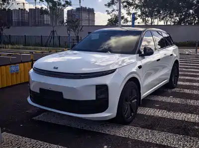 Li Auto L6 2024