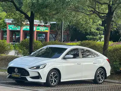 MG MG5 2021