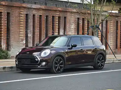 MINI CLUBMAN 2017