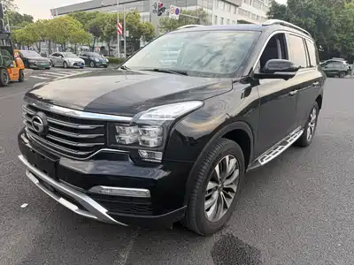 GAC Trumpchi GS8 2017