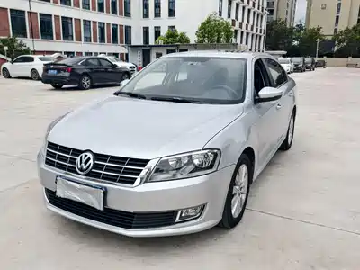 Volkswagen Lavida 2013
