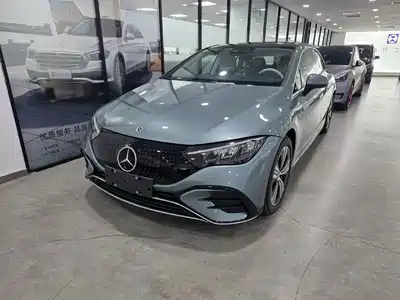 Mercedes-Benz EQE 2025