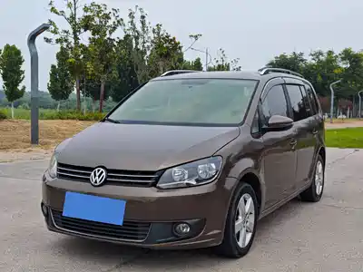 Volkswagen Touran 2014