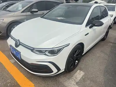 Volkswagen Golf 2022