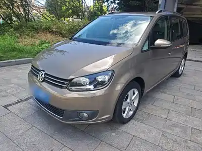 Volkswagen Touran 2016