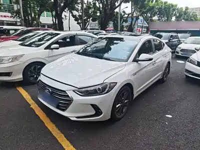 Hyundai Elantra 2018