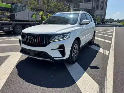 Geely Emgrand X6 2022