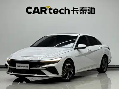 Hyundai Elantra 2025