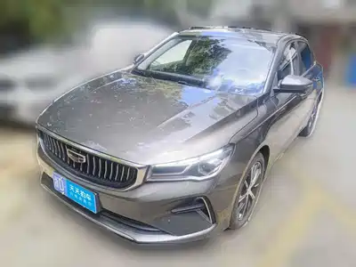 Geely Emgrand 2023