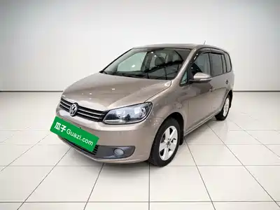 Volkswagen Touran 2015