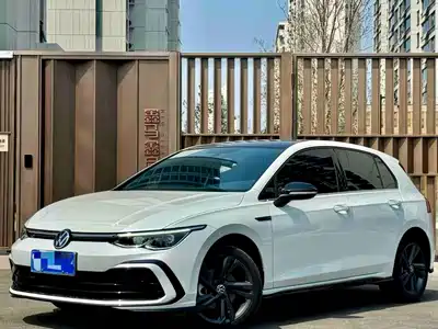 Volkswagen Golf 2024