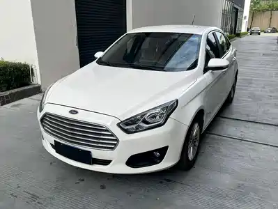 Ford Escort 2016
