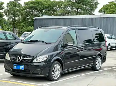 Mercedes-Benz Viano 2011