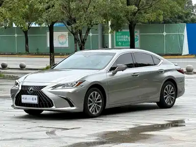 Lexus ES 2024