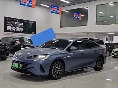 BYD Seal 07 DM-i 2025