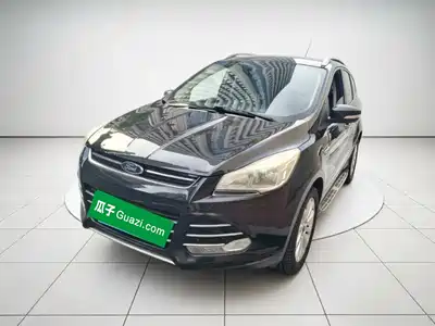 Ford Kuga 2015