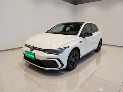 Volkswagen Golf 2024